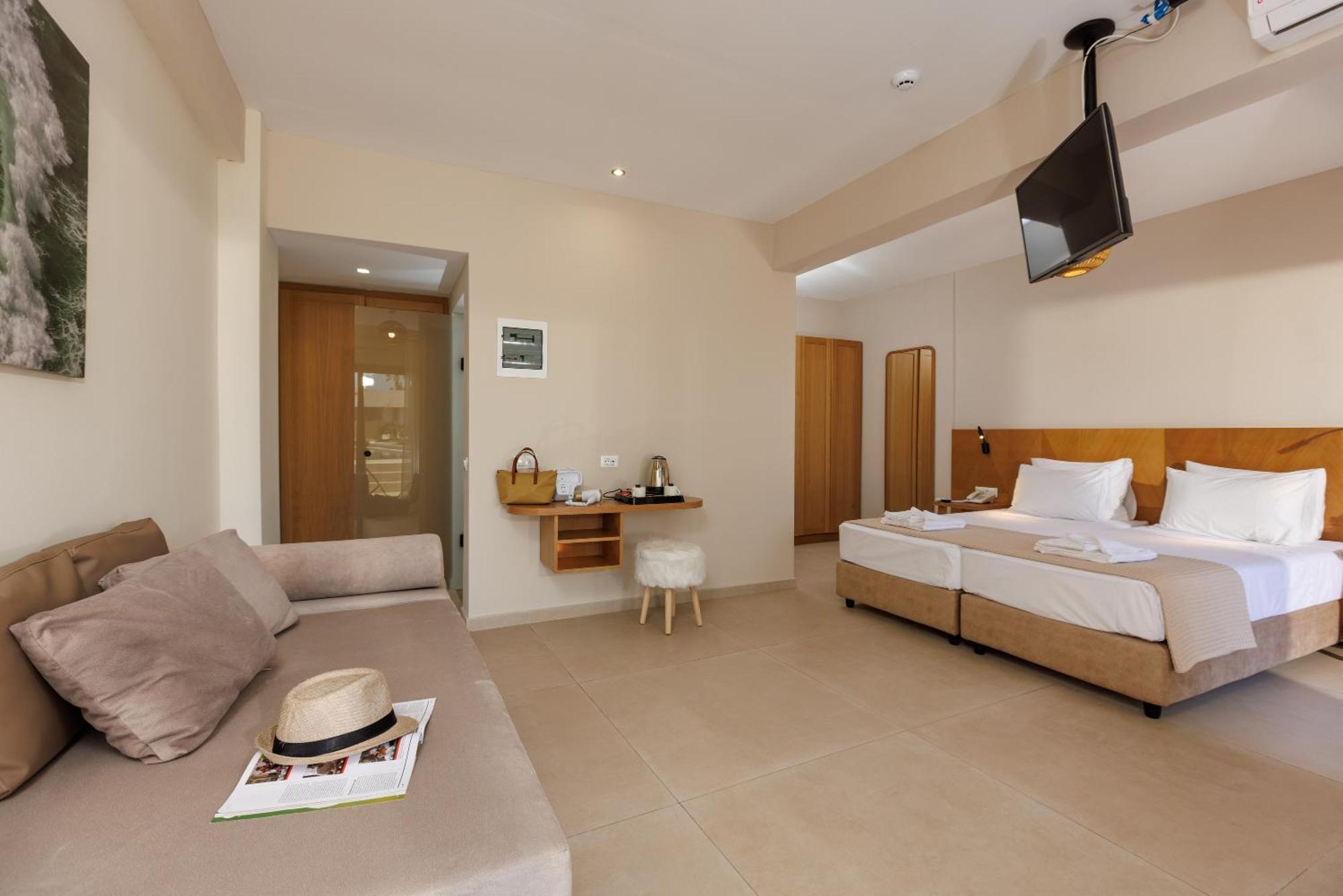 Malia Bay Beach Hotel & Bungalows Exterior photo