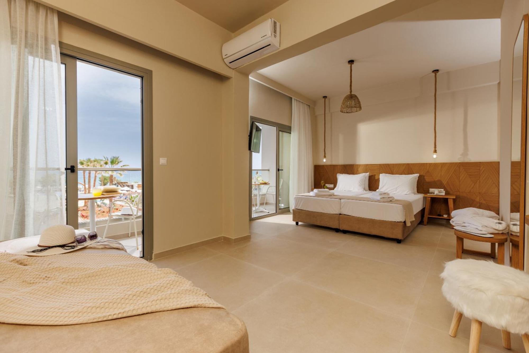 Malia Bay Beach Hotel & Bungalows Exterior photo