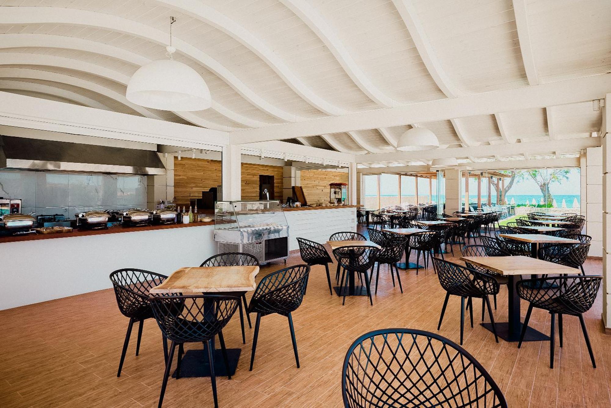 Malia Bay Beach Hotel & Bungalows Exterior photo