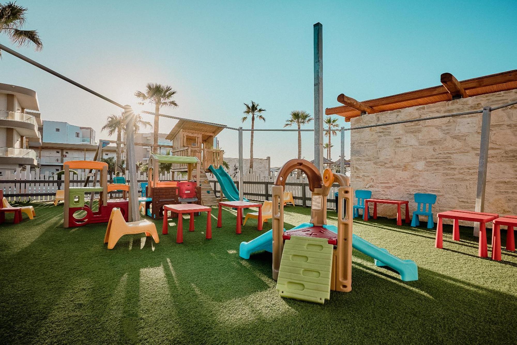Malia Bay Beach Hotel & Bungalows Exterior photo